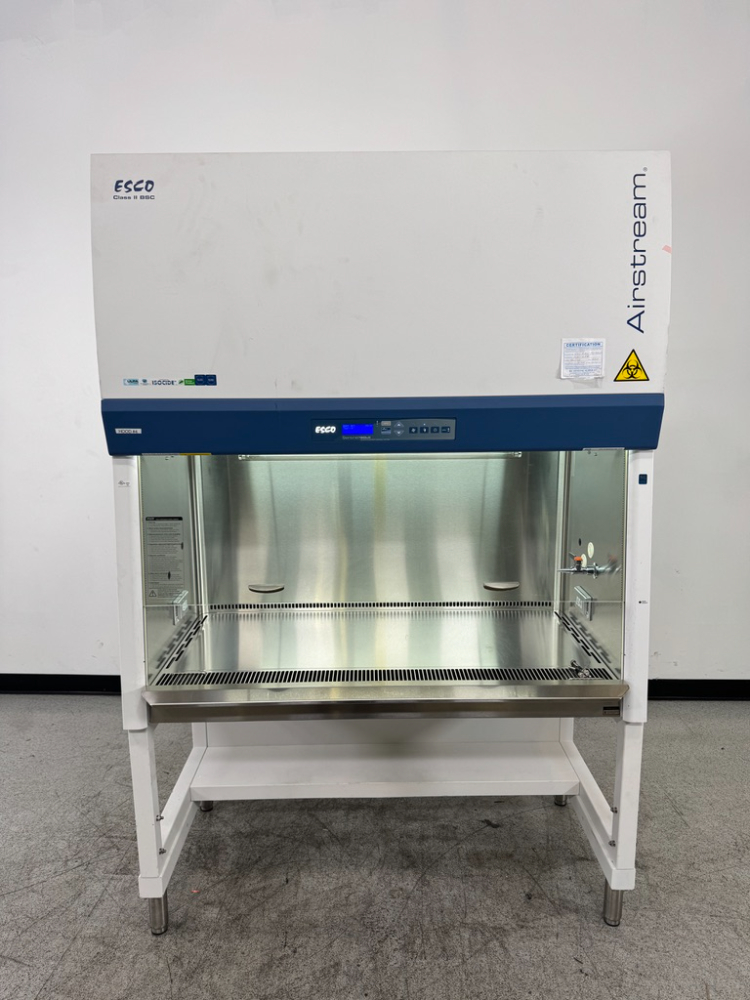 Image of Esco Class II Airstream Biosafety Cabinet